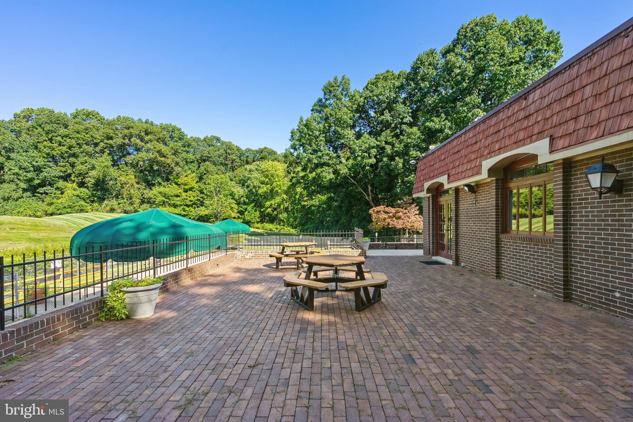 5905 NOBLESTOWN ROAD H