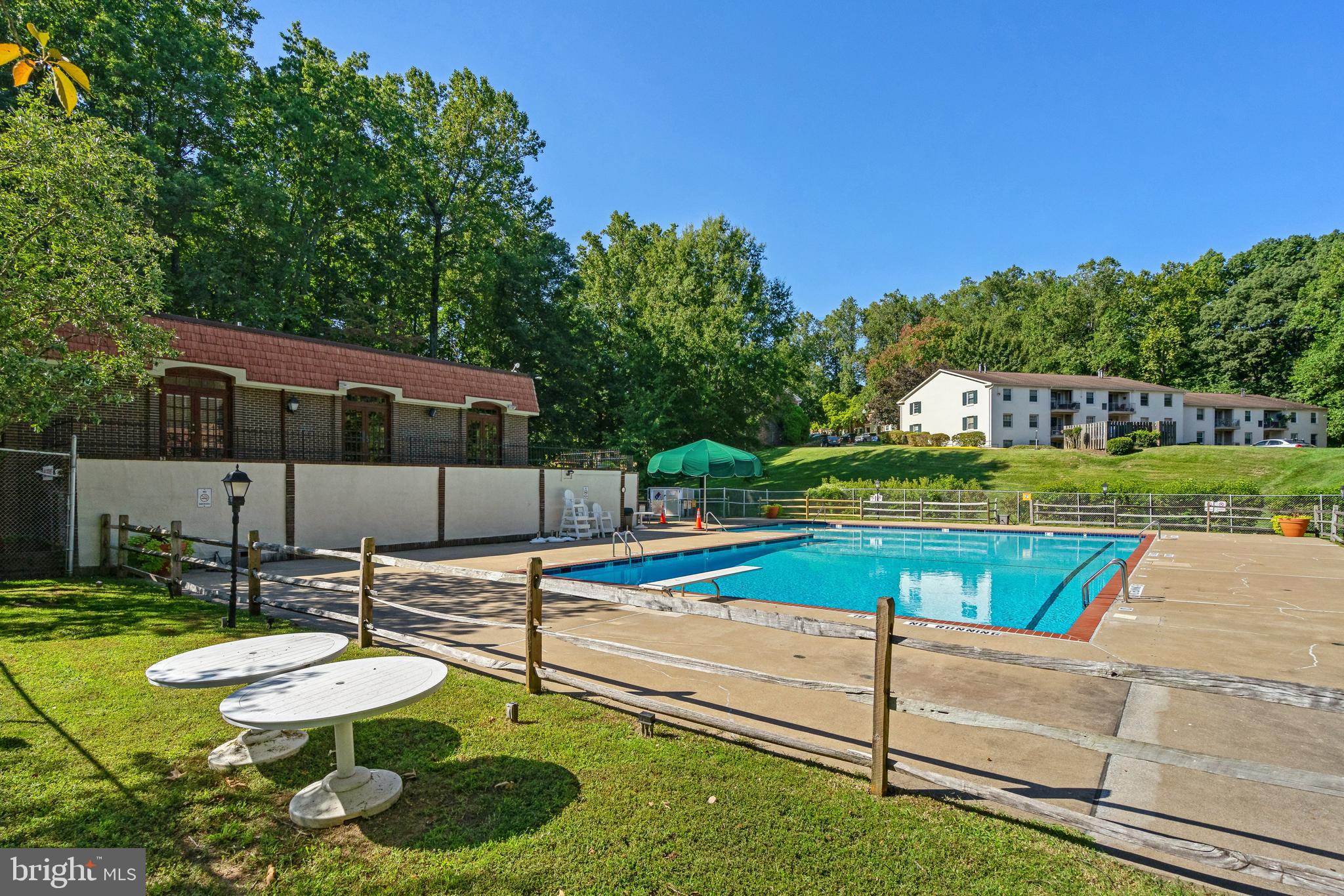 5905 NOBLESTOWN ROAD H