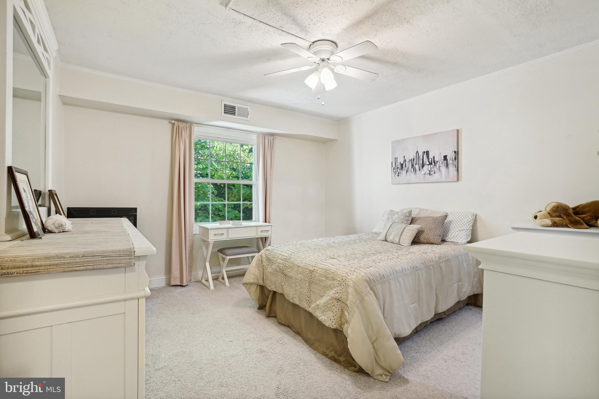 5905 NOBLESTOWN ROAD H