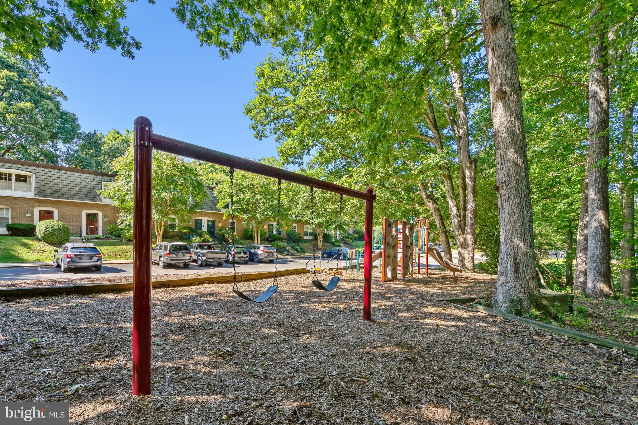 5905 NOBLESTOWN ROAD H