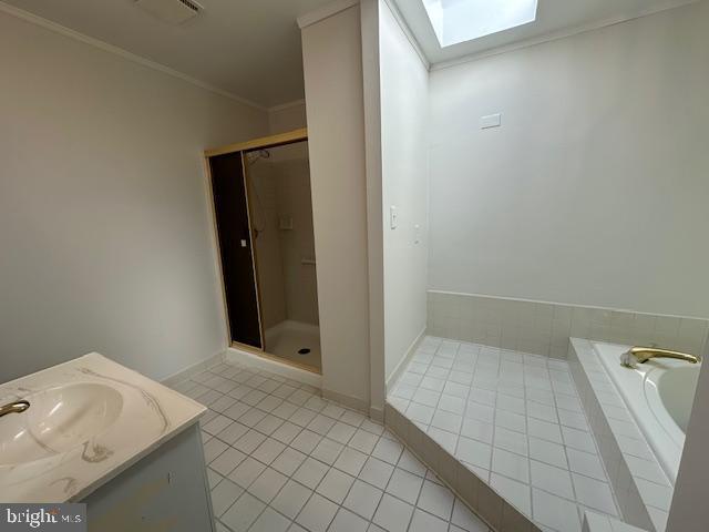 8706 POWDER HORN ROAD