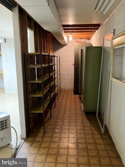 8706 POWDER HORN ROAD