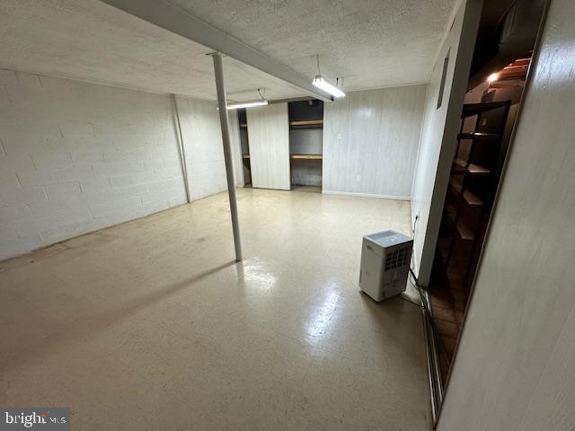 8706 POWDER HORN ROAD