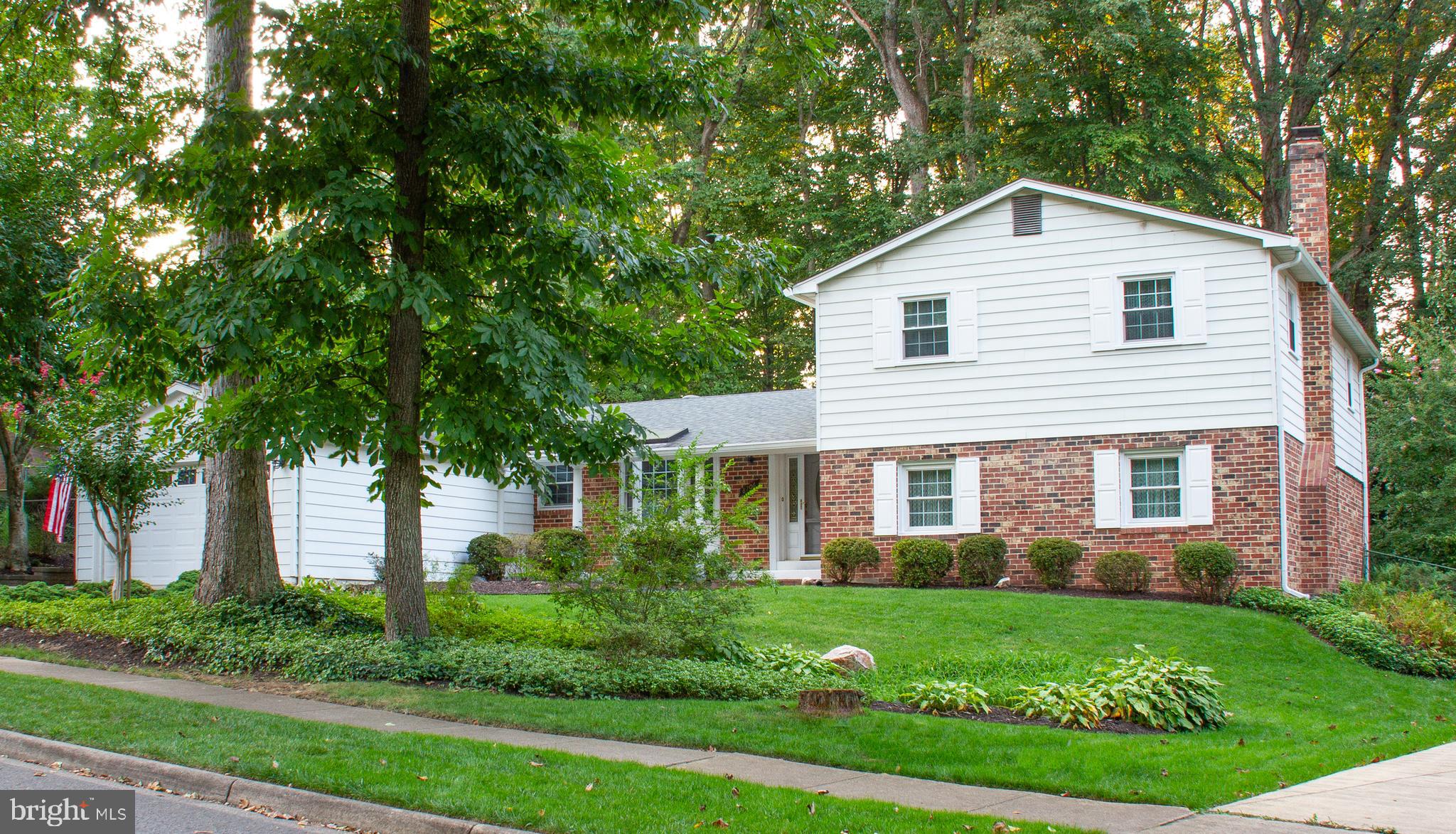 8706 POWDER HORN ROAD