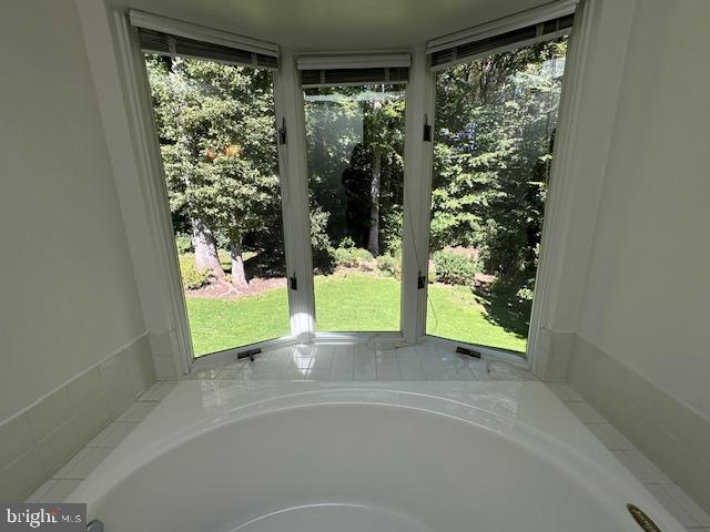 8706 POWDER HORN ROAD