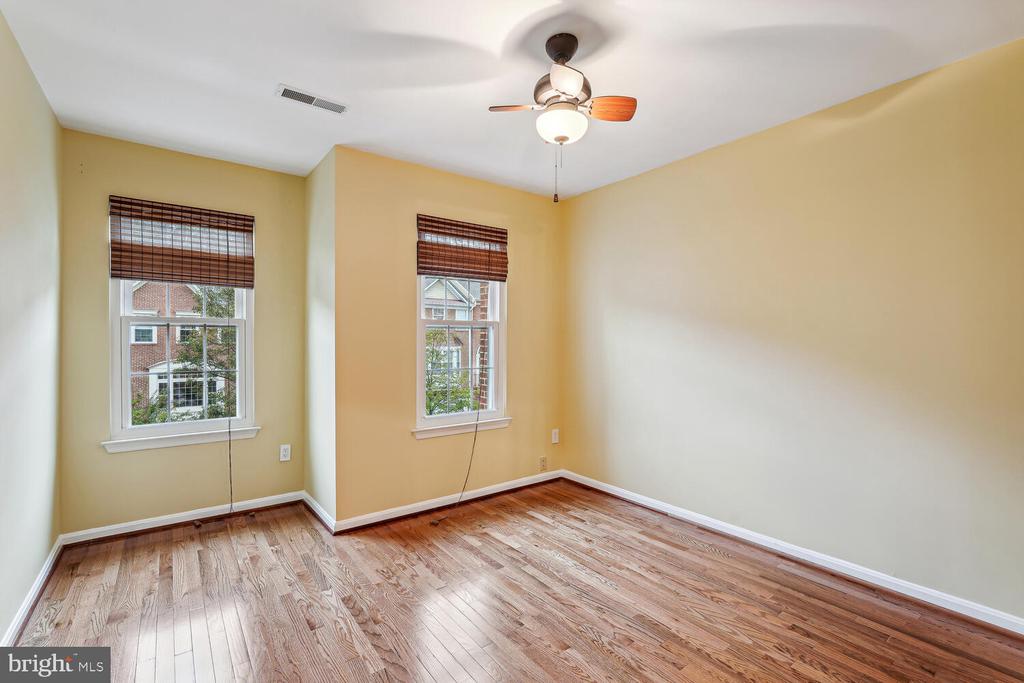 5757 GOVERNORS POND CIRCLE