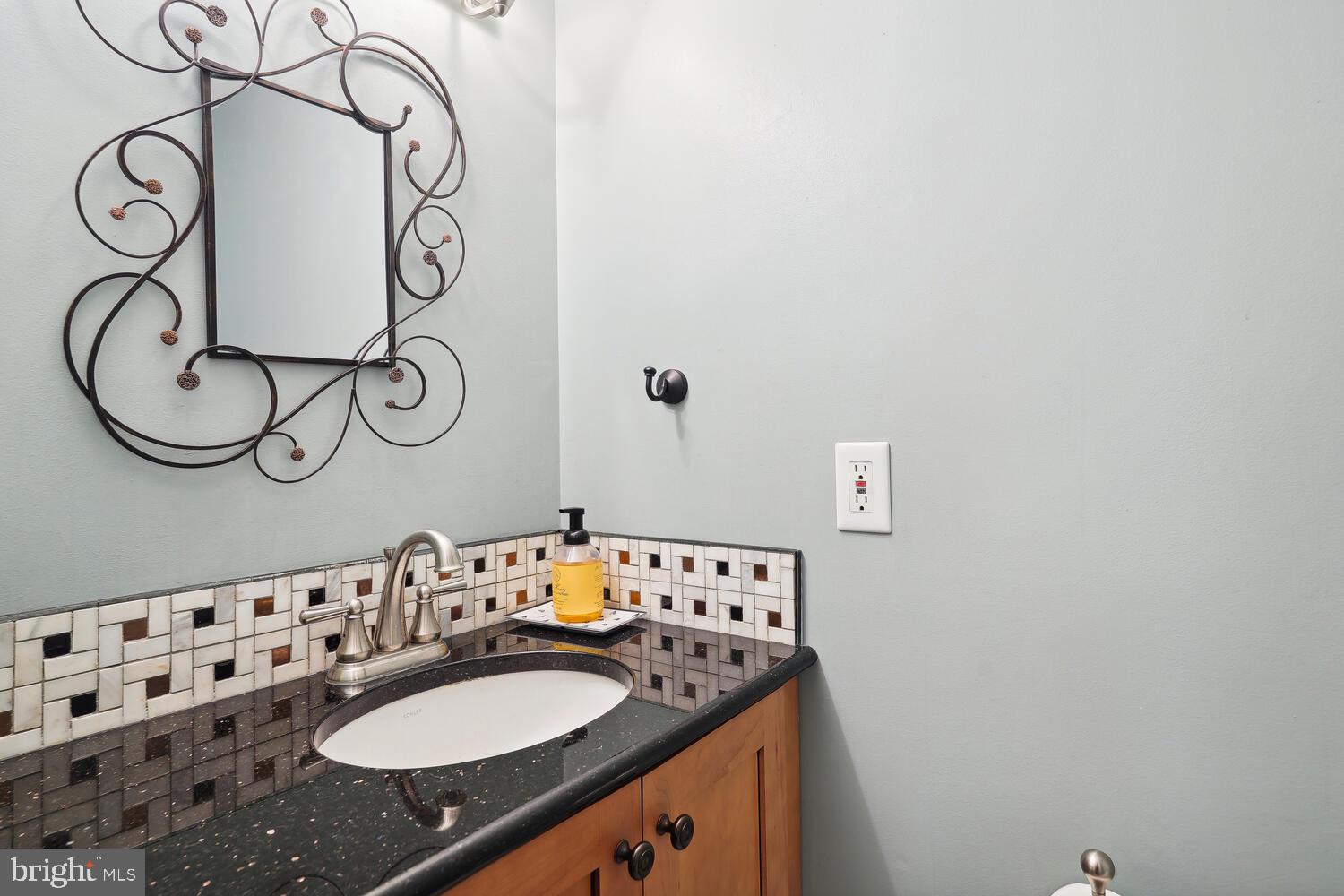 5757 GOVERNORS POND CIRCLE