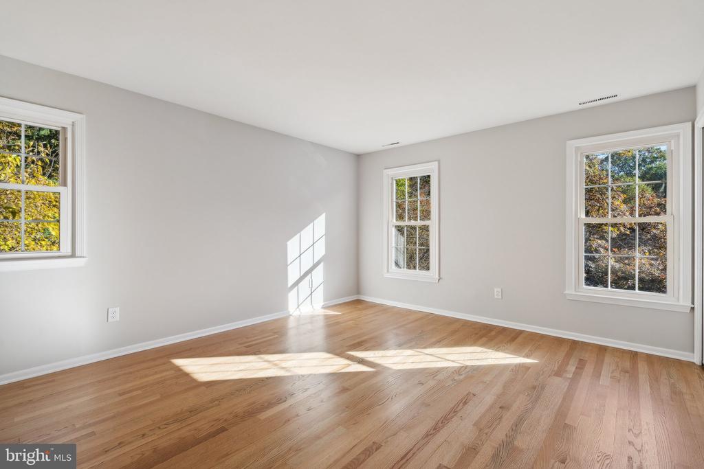 2308 CONCERT COURT