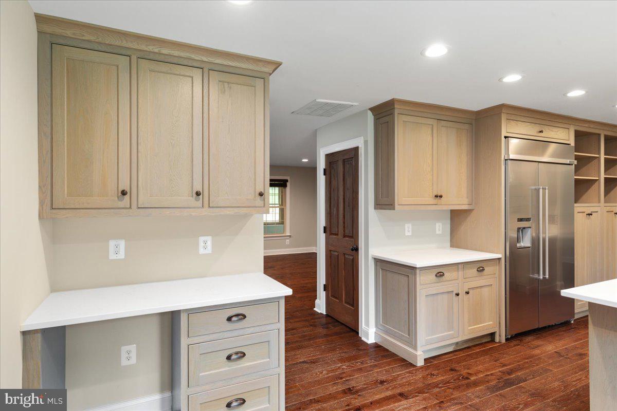 11747 PINE TREE DRIVE