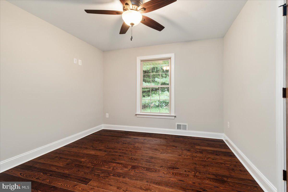 11747 PINE TREE DRIVE