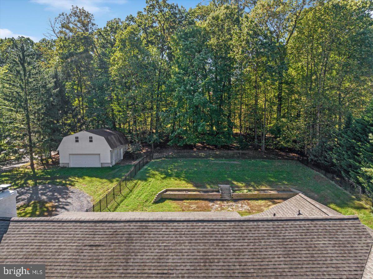 11747 PINE TREE DRIVE