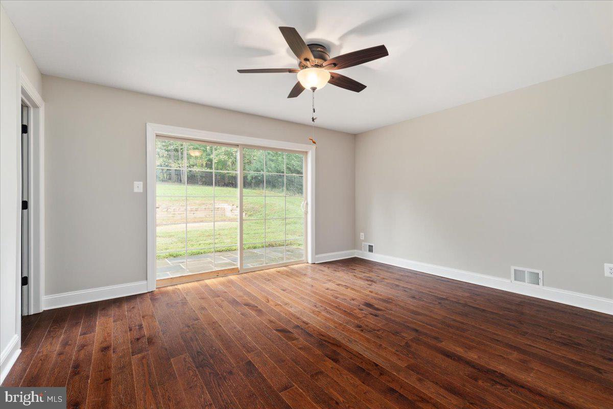 11747 PINE TREE DRIVE