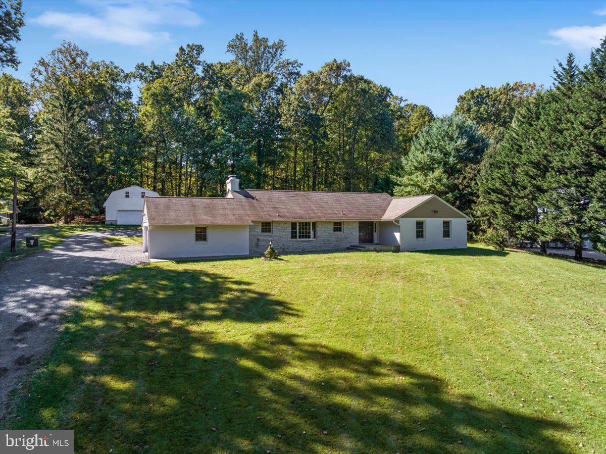 11747 PINE TREE DRIVE