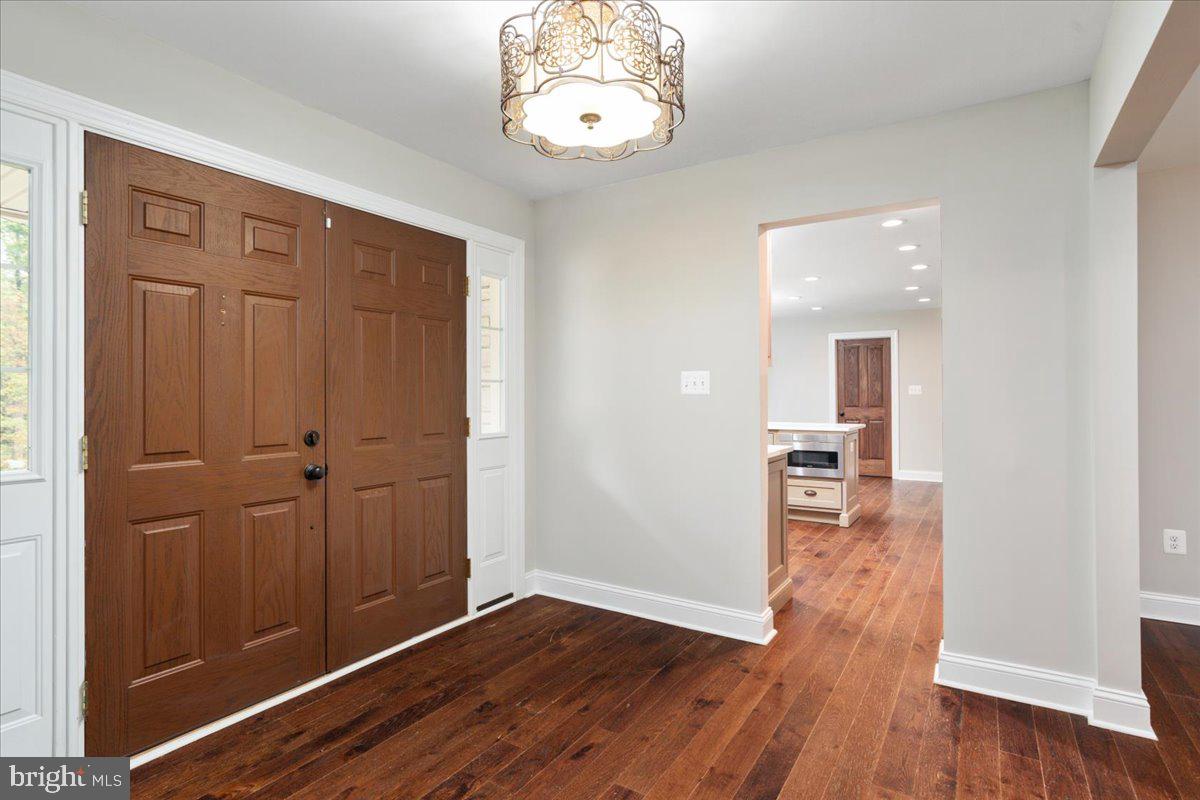 11747 PINE TREE DRIVE