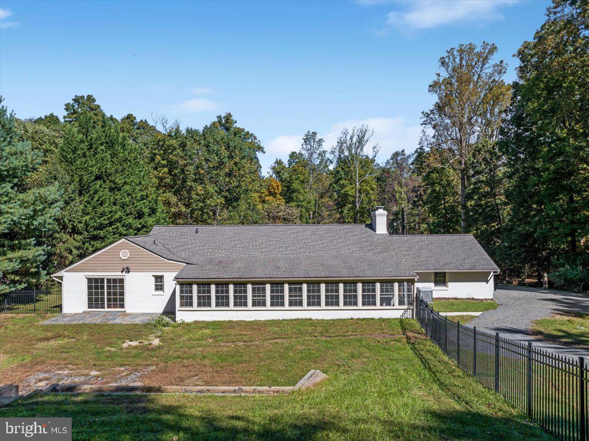 11747 PINE TREE DRIVE