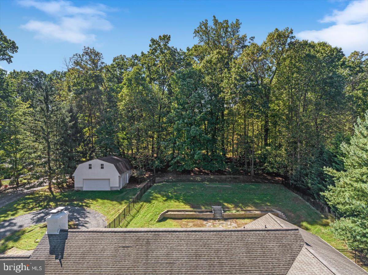 11747 PINE TREE DRIVE