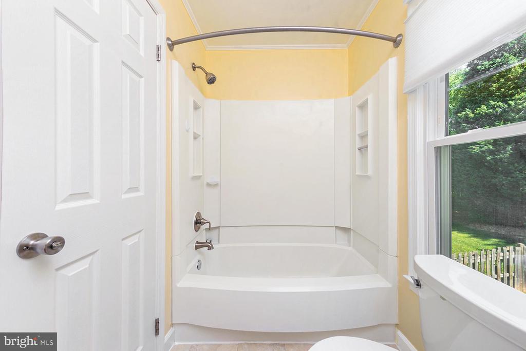 14616 LOCK DRIVE