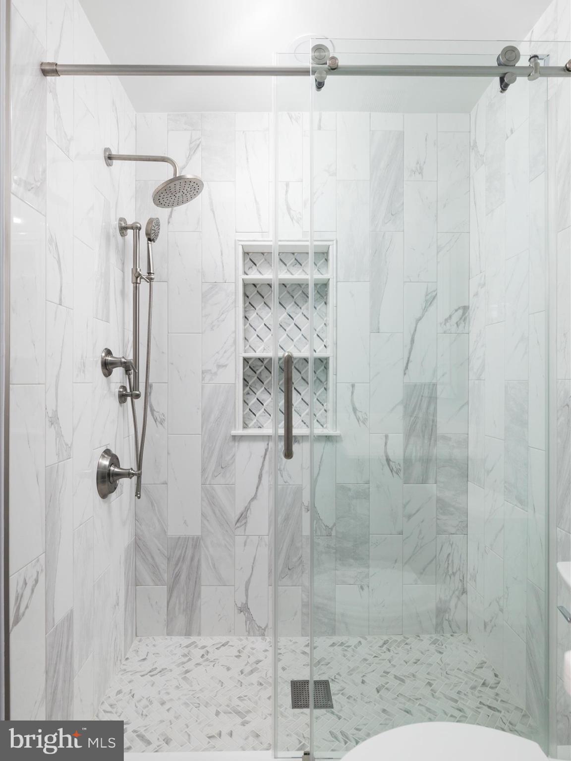 5516 CONISTONE COURT