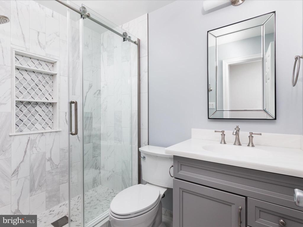 5516 CONISTONE COURT