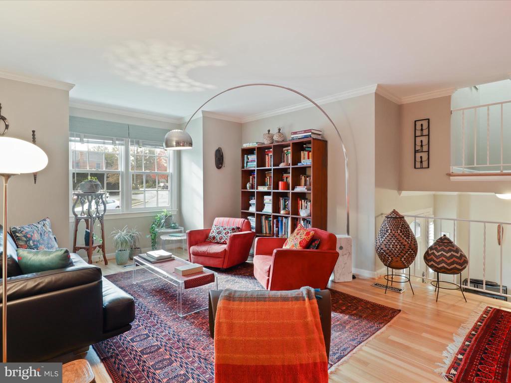 2018 HOPEWOOD DRIVE
