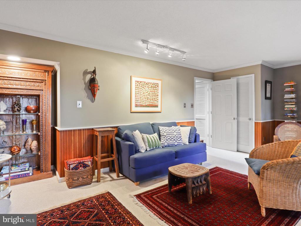 2018 HOPEWOOD DRIVE
