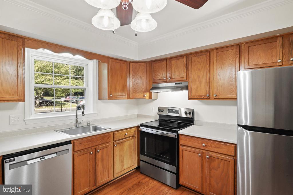 7767 TIVERTON DRIVE 7767