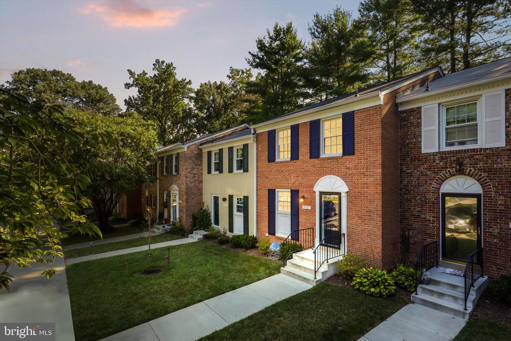 7767 TIVERTON DRIVE 7767