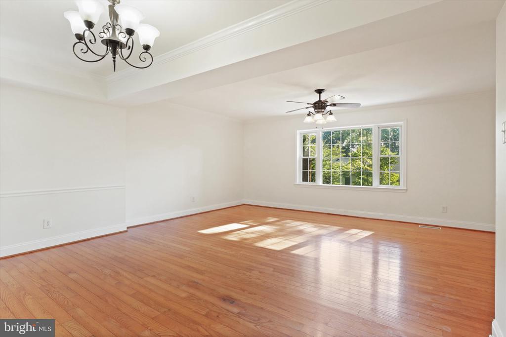 7767 TIVERTON DRIVE 7767