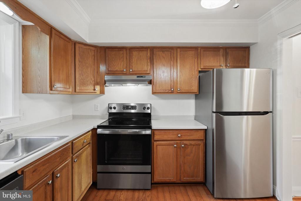 7767 TIVERTON DRIVE 7767
