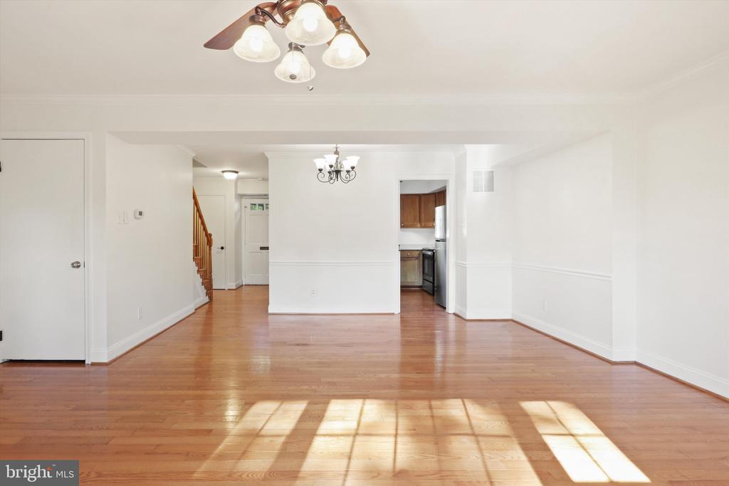 7767 TIVERTON DRIVE 7767