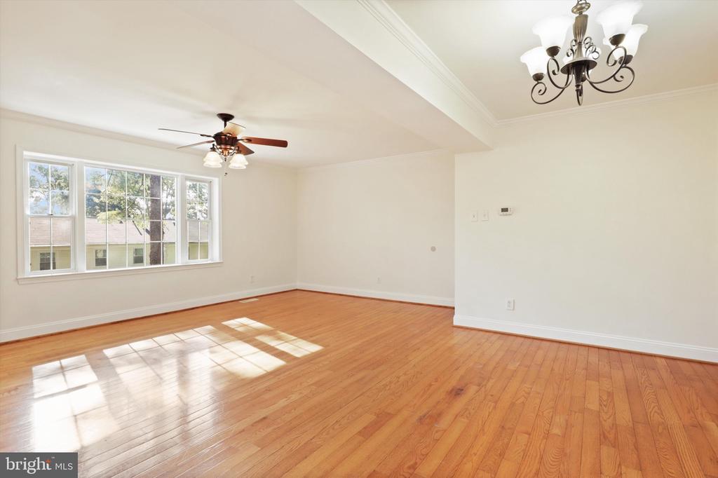 7767 TIVERTON DRIVE 7767