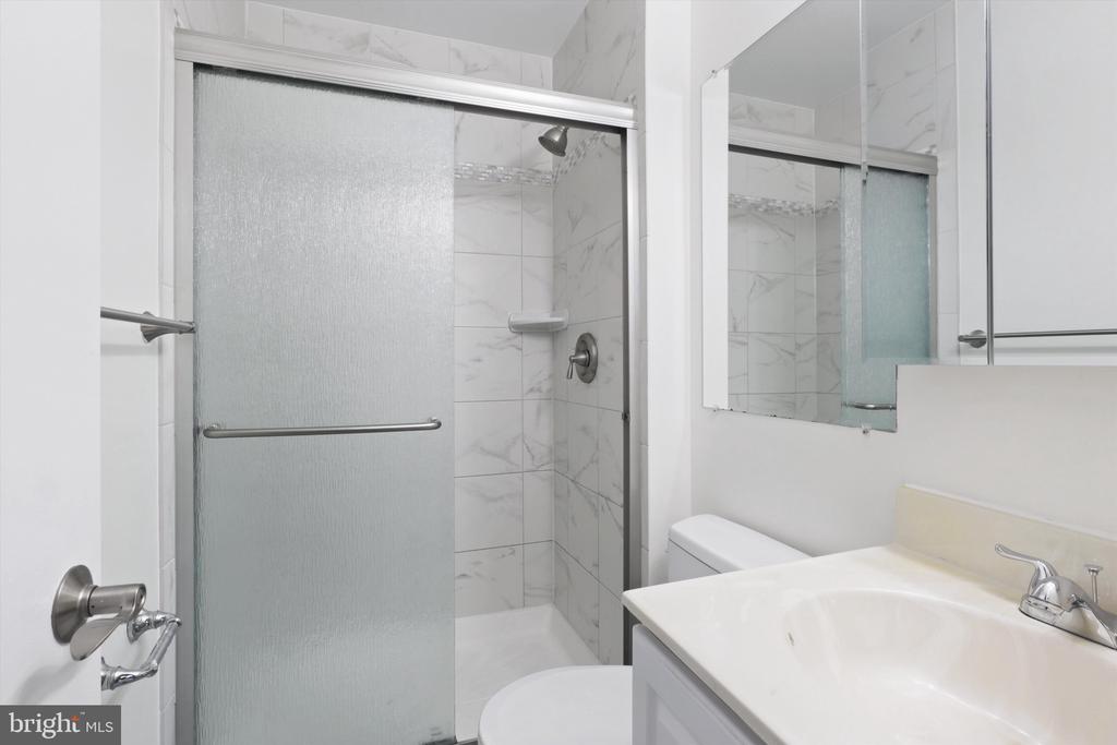 7767 TIVERTON DRIVE 7767
