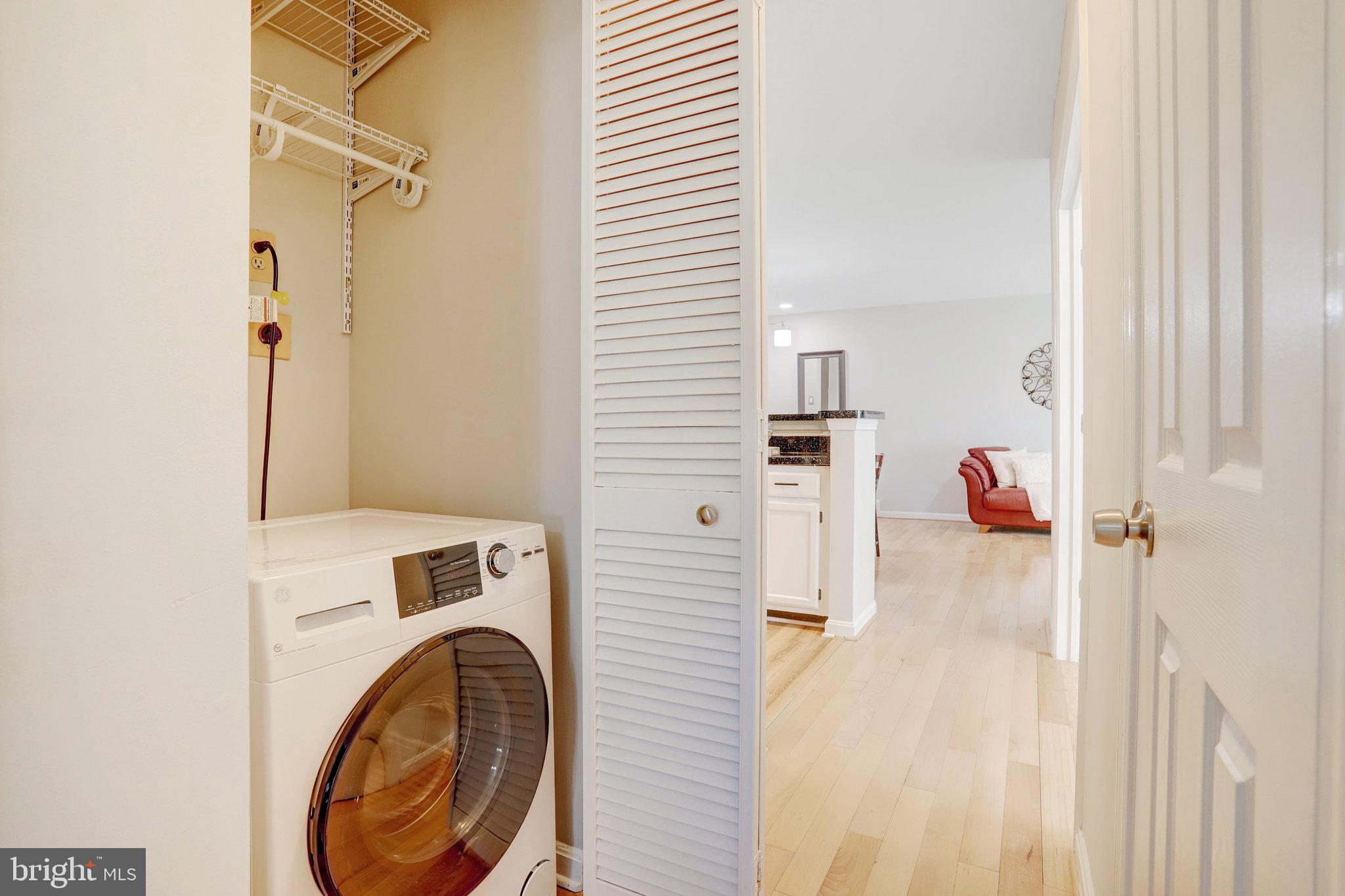 6921 VICTORIA DRIVE C C