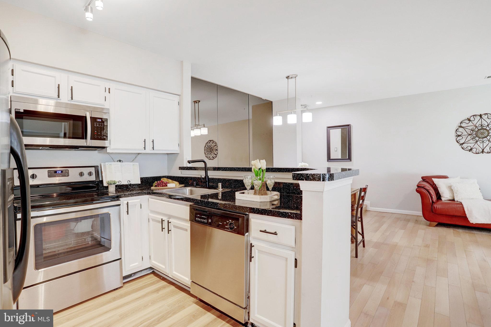 6921 VICTORIA DRIVE C C