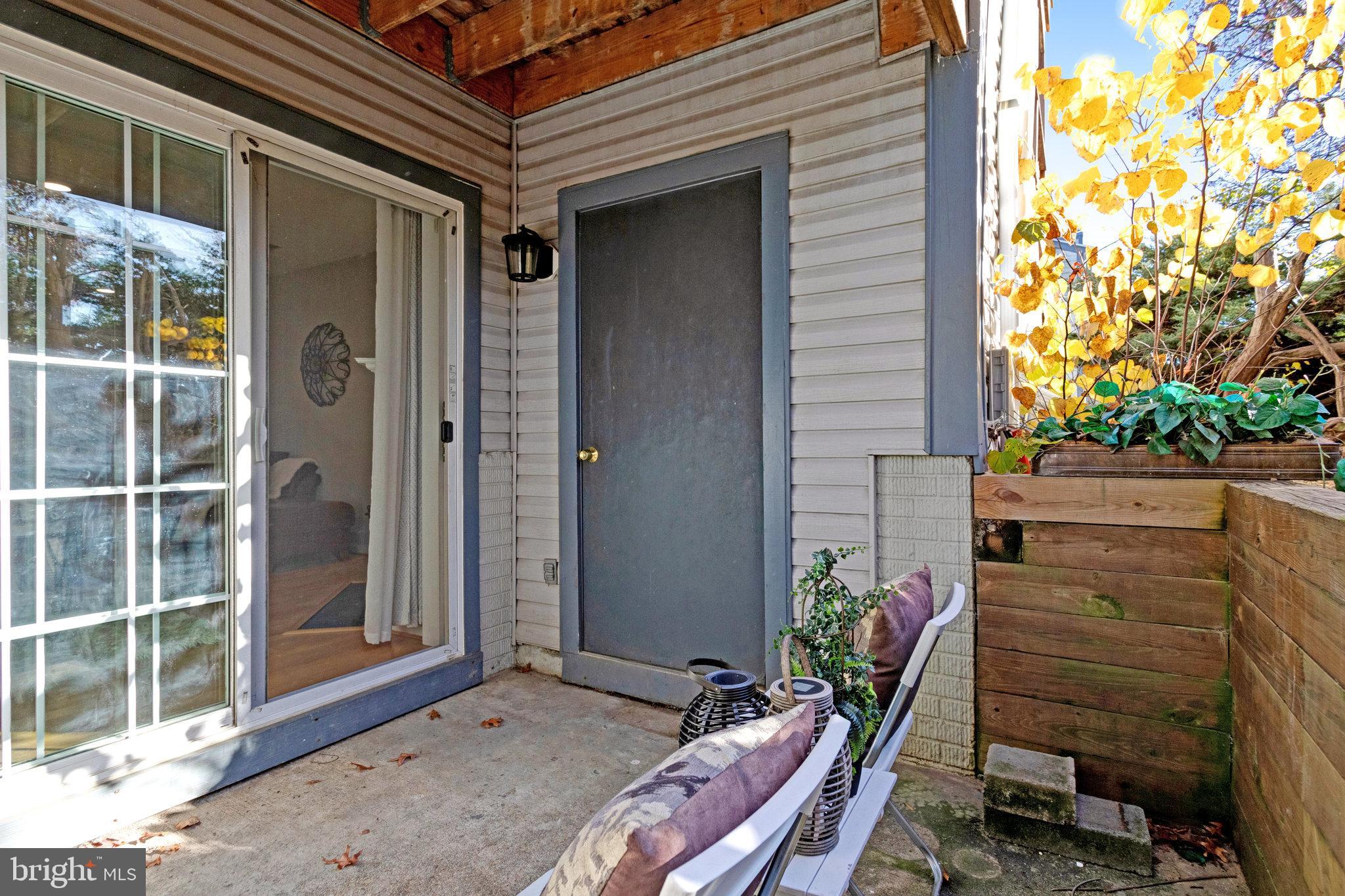 6921 VICTORIA DRIVE C C