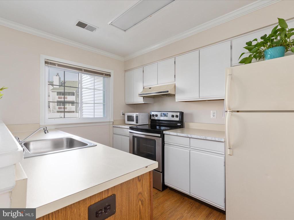 12933 GRAYS POINTE ROAD A 12933A