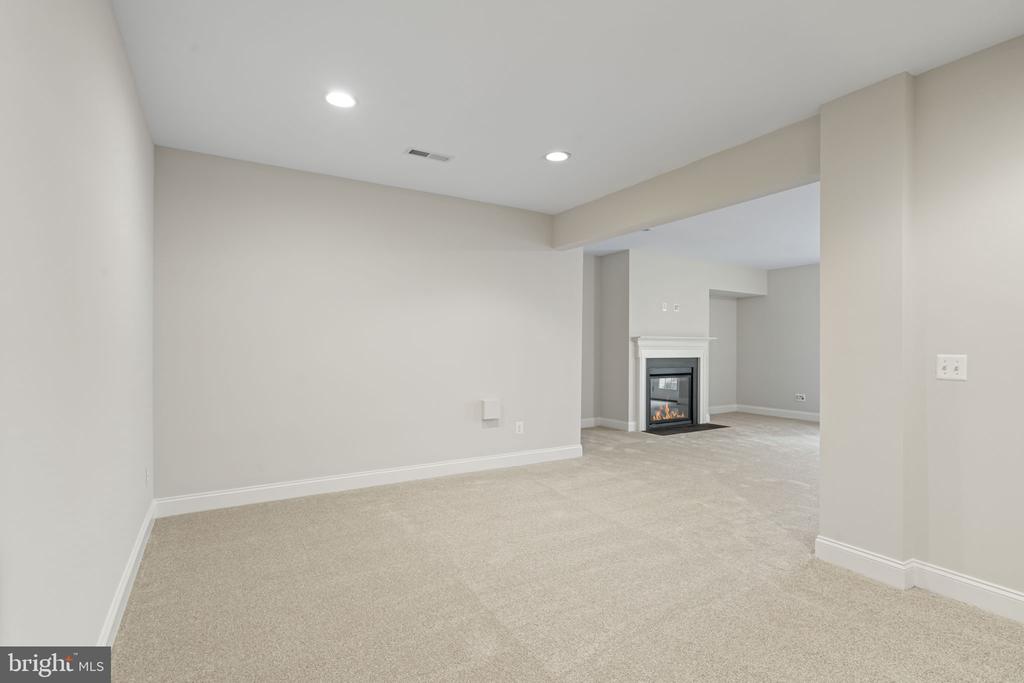 9312 CASTLE HILL ROAD