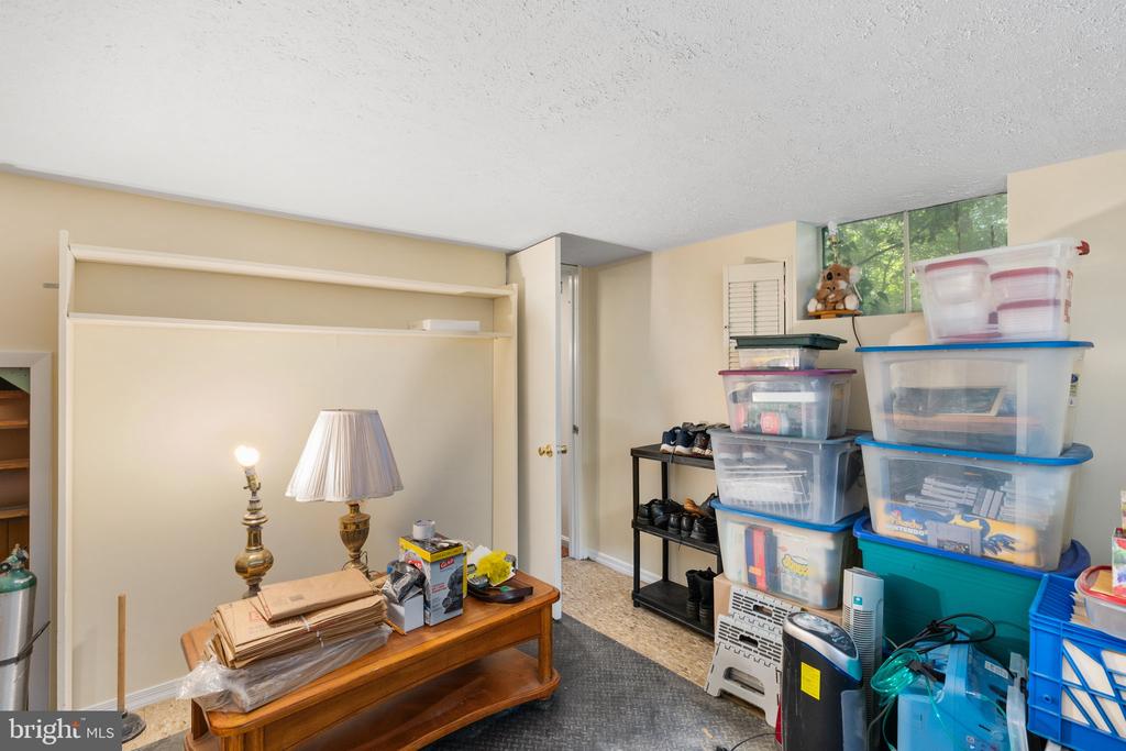 6510 OAKWOOD DRIVE