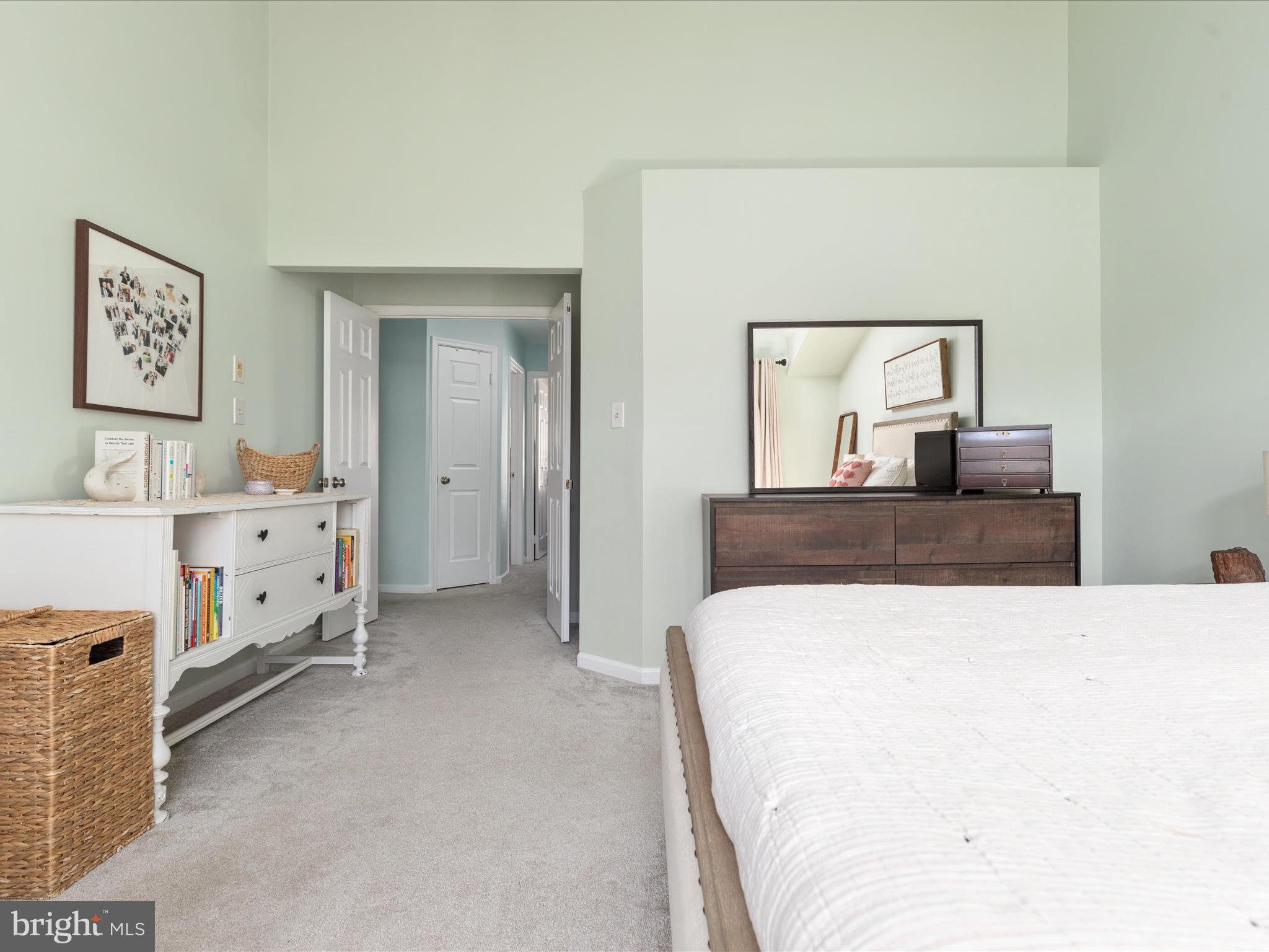 12019 LISA MARIE COURT