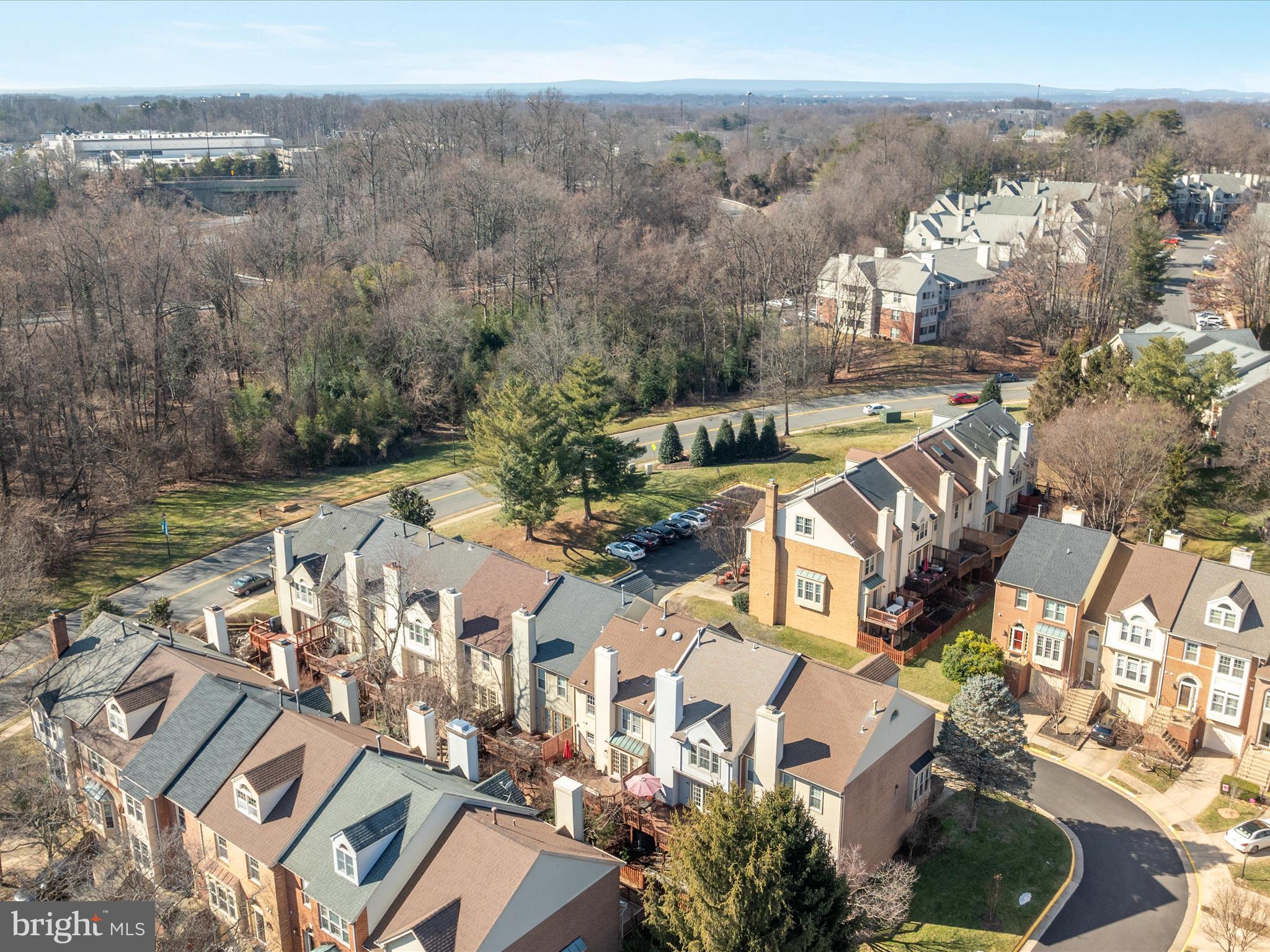 12019 LISA MARIE COURT