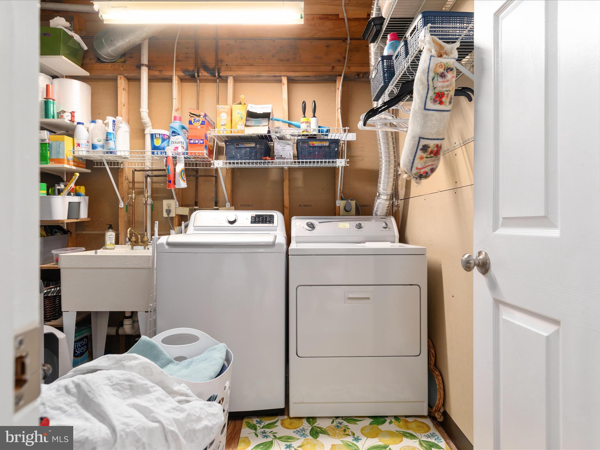 12019 LISA MARIE COURT