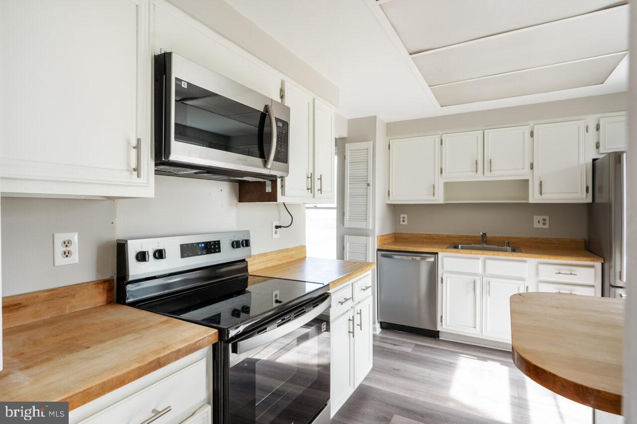 12800 SCRANTON COURT