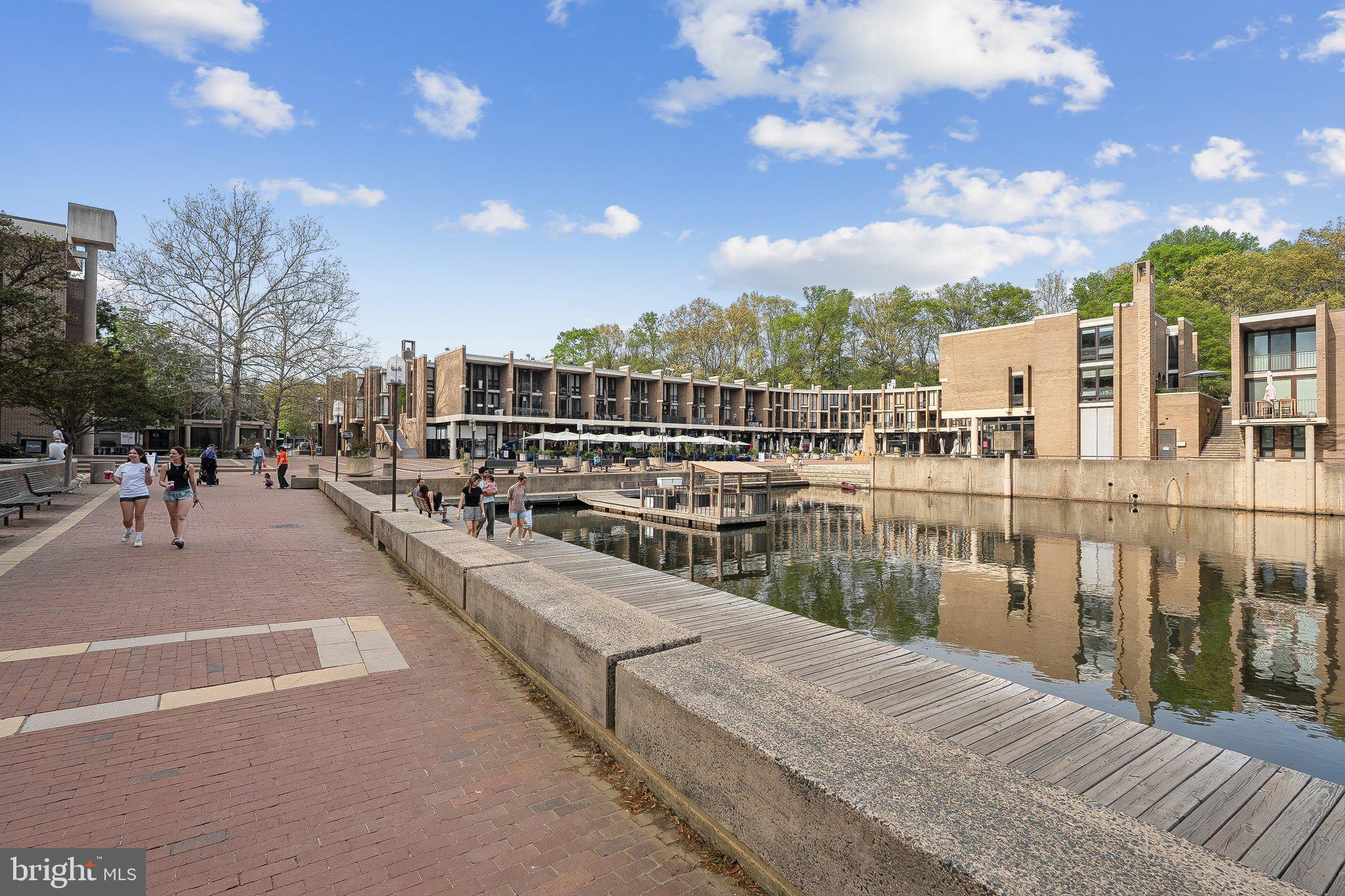 1531 NORTHGATE SQUARE 12B