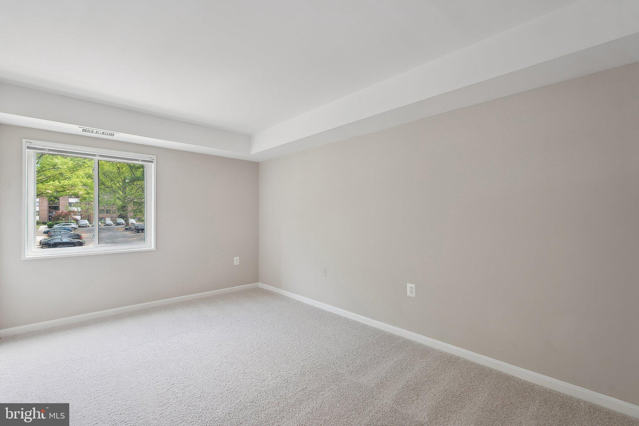 1531 NORTHGATE SQUARE 12B