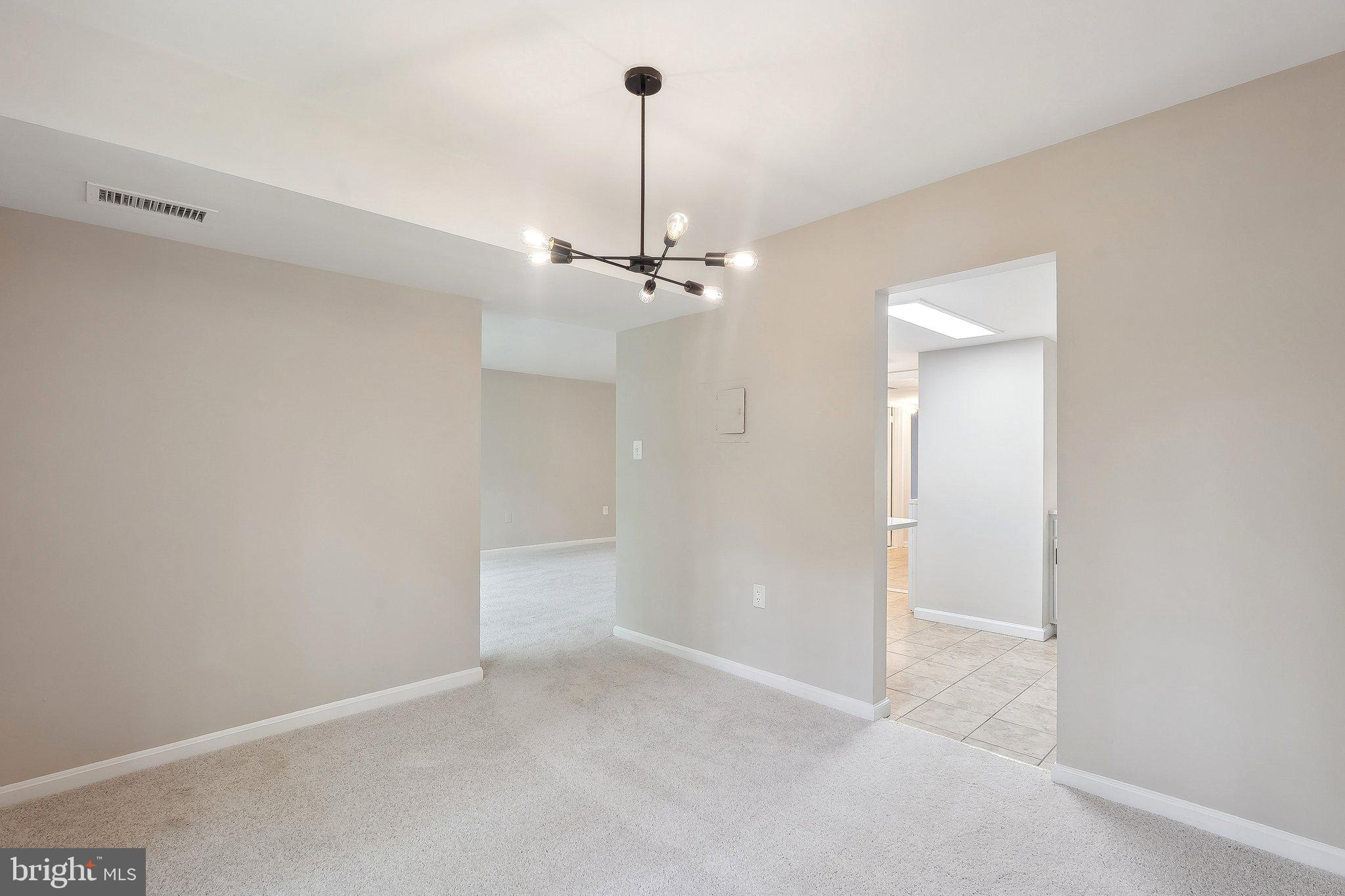 1531 NORTHGATE SQUARE 12B