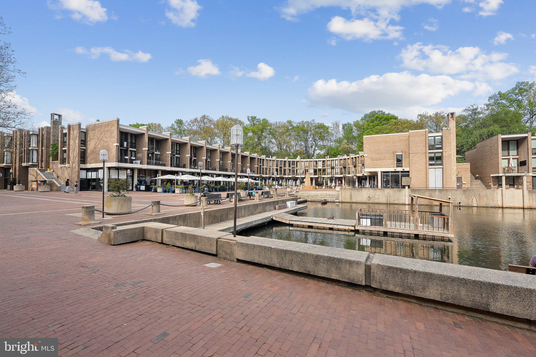 1531 NORTHGATE SQUARE 12B