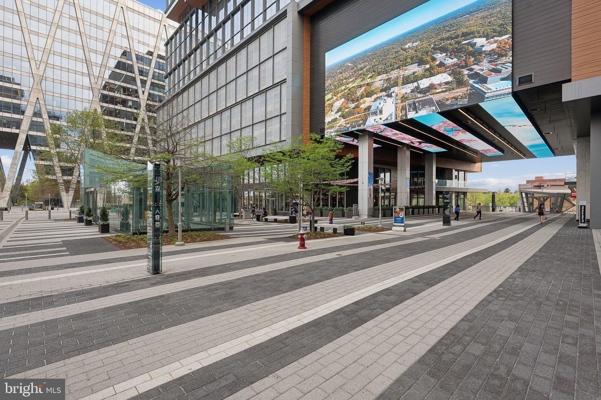 1531 NORTHGATE SQUARE 12B