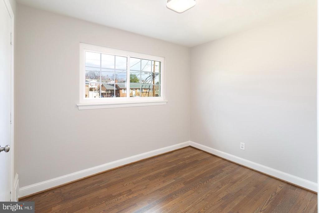 7207 NORMANDY LANE
