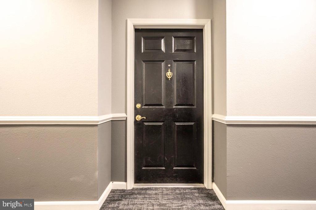 1521 SPRING GATE DRIVE 10206