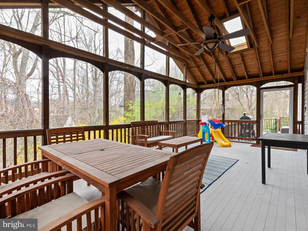 12212 ROWAN TREE DRIVE